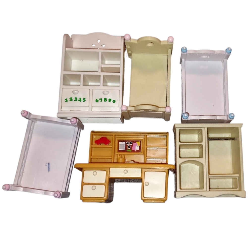 Sylvanian families Miniature Home Storage Organizer Set - Cream, Tan, and White